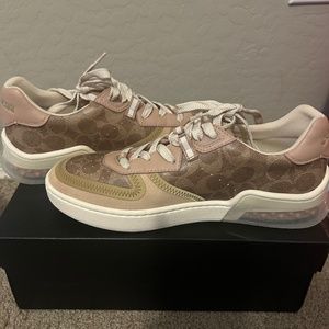 Coach citysole sig court sneakers in box size 8
